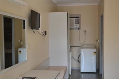 South Hedland Motel Екстер'єр фото